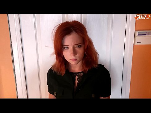 ❤️ Turvatöötaja karistas ilusat naist poevarguse eest - sperma suhu Porno at us